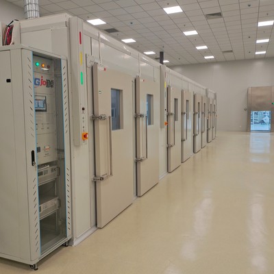 勤卓步入式恒溫恒濕環(huán)境艙工廠